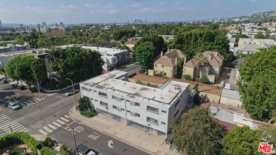 7205 Fountain Avenue, Los Angeles, CA 90046 - #3