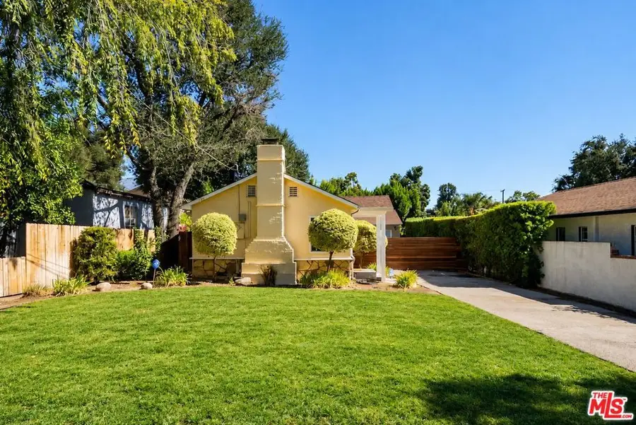 1900 Mentone Avenue, Pasadena, CA 91103 - #2