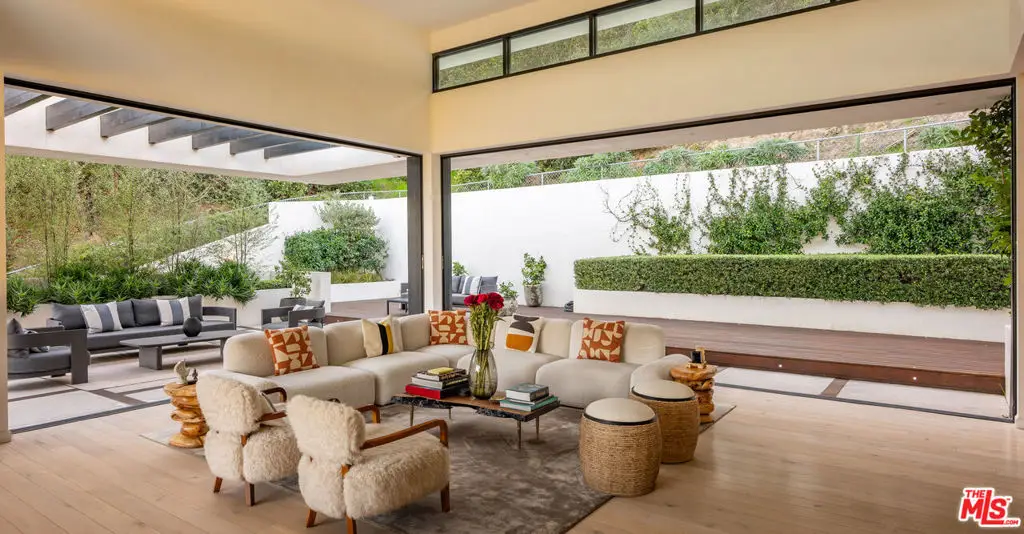 7681 Willow Glen Road, Los Angeles, CA 90046 - #1