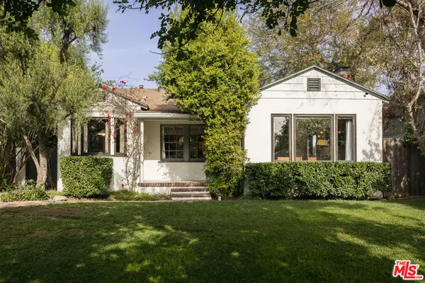 11523 Albers Street, North Hollywood, CA 91601