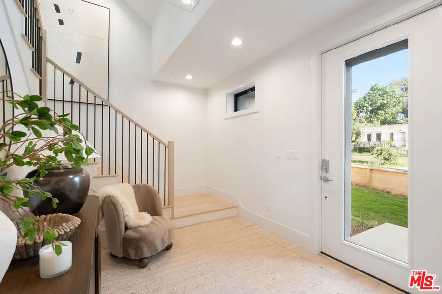 1609 N Coronado Street, Los Angeles, CA 90026 - #2