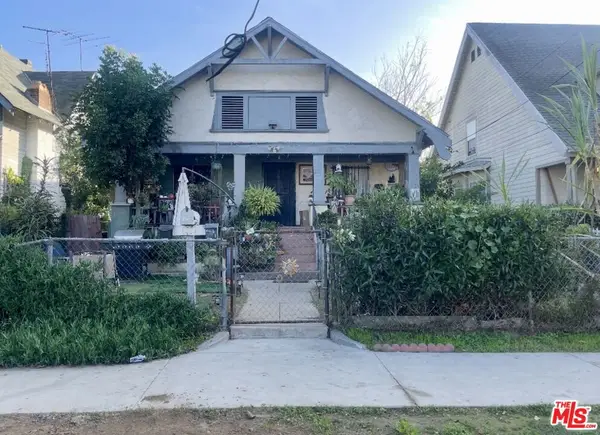 210 W 47th Street, Los Angeles, CA 90037