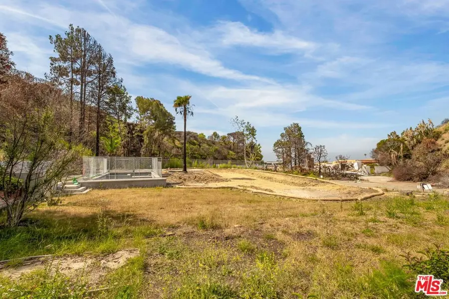 1228 Las Lomas Place, Pacific Palisades, CA 90272 - #2
