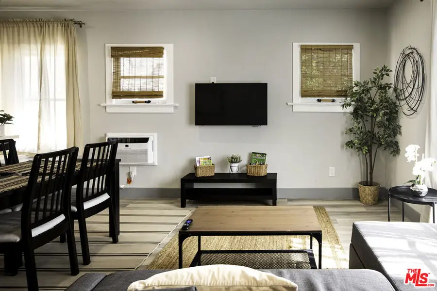 1/2 S Harvard Boulevard, Los Angeles, CA 90006 - #2