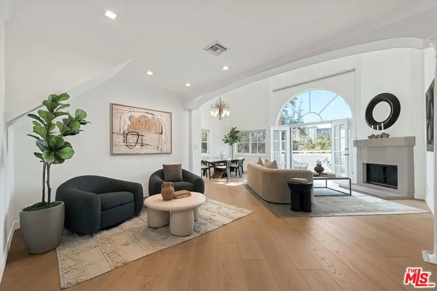 120 N Swall Drive #306, Los Angeles, CA 90048 - #3