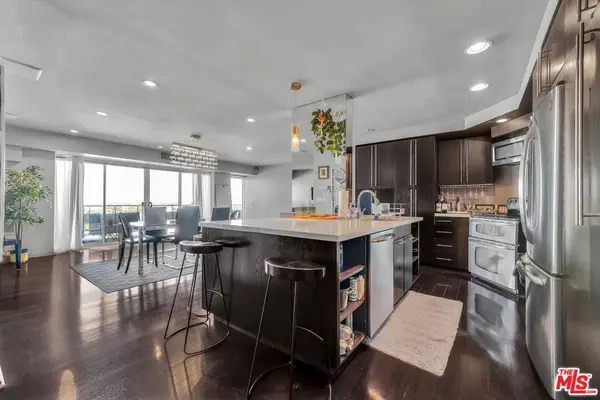 1155 N La Cienega Boulevard #702, West Hollywood, CA 90069