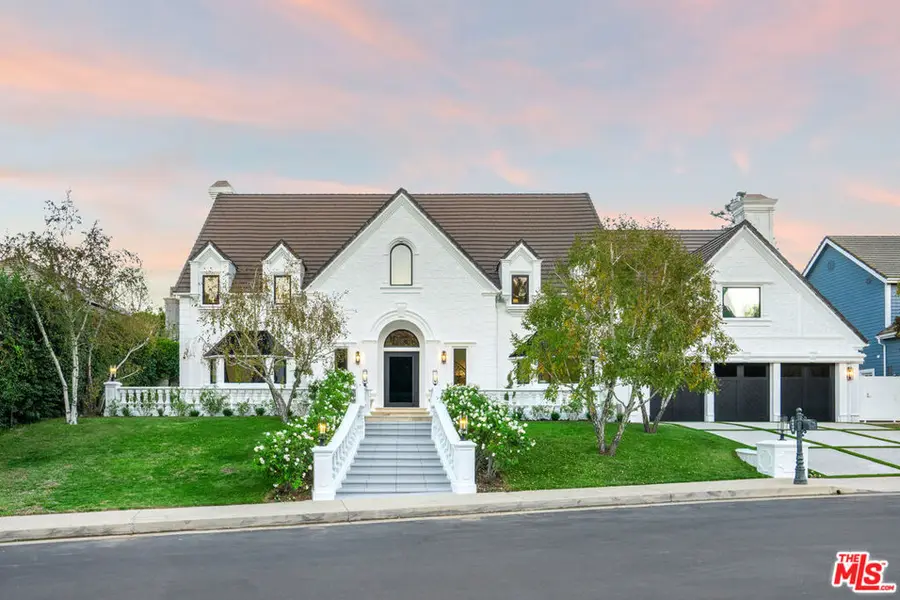 4608 Westchester Drive, Woodland Hills, CA 91364 - #2