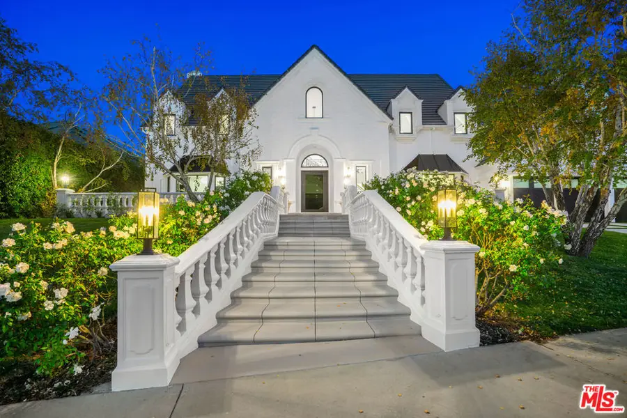 4608 Westchester Drive, Woodland Hills, CA 91364 - #3
