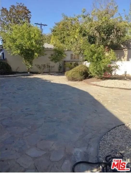 6038 Allott Avenue, Van Nuys, CA 91401 - #2