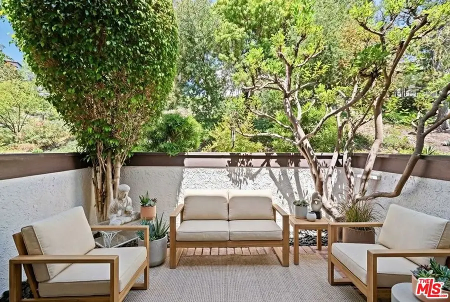 1622 Palisades Drive, Pacific Palisades, CA 90272 - Image #2