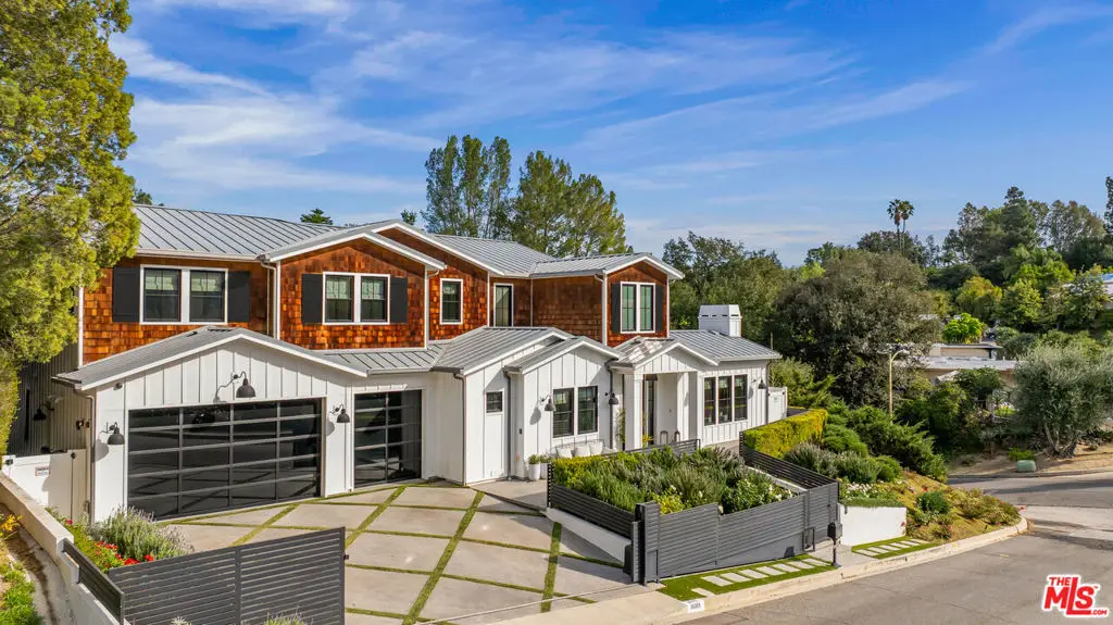 16101 Royal Mount Drive, Encino, CA 91436 - Image #1