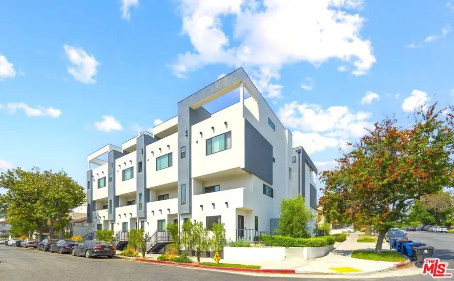 497 N St Andrews Place, Los Angeles, CA 90004 - Image #3