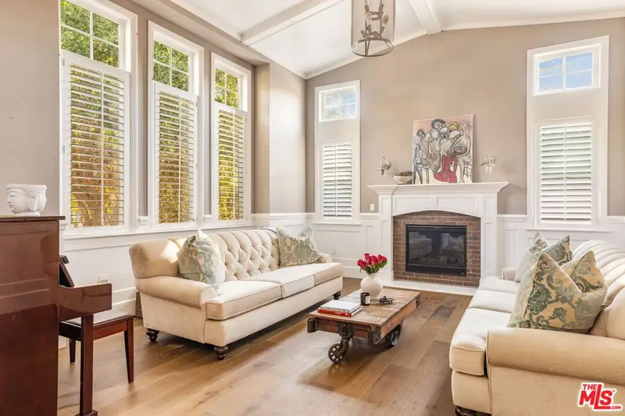 4505 Morella Avenue, Valley Village, CA 91607 - #2