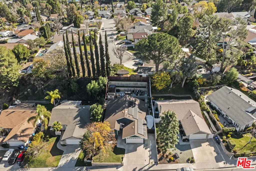 27558 Pamplico Drive, Valencia, CA 91354 - Image #1