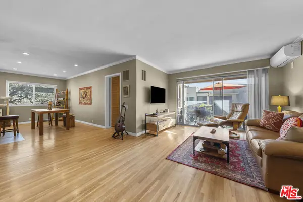 3166 S Sepulveda Boulevard #14, Los Angeles, CA 90034