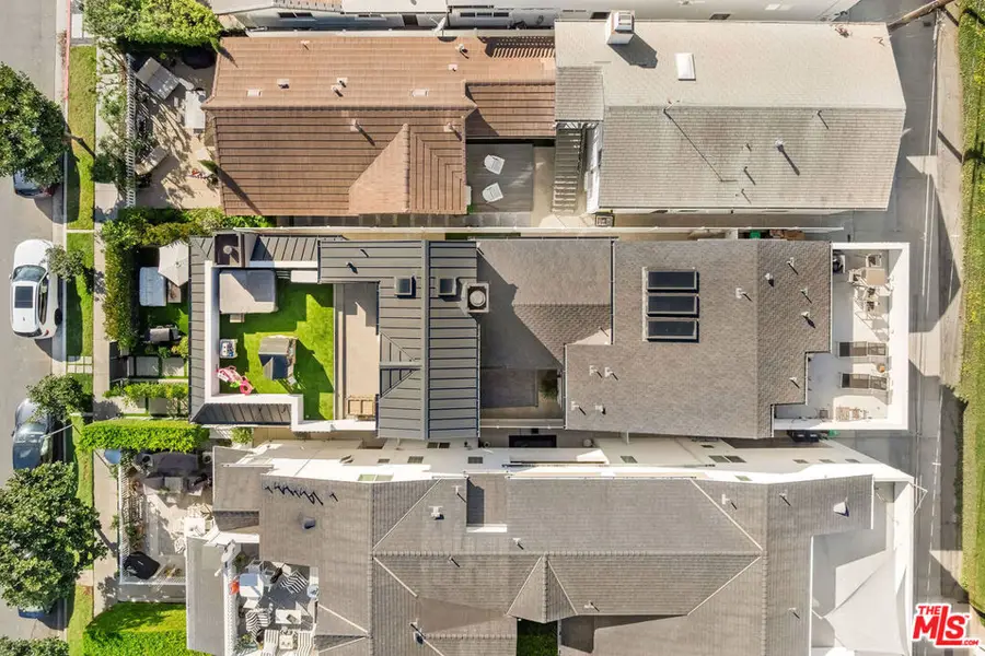 413 Marigold Avenue, Corona Del Mar, CA 92625 - #3