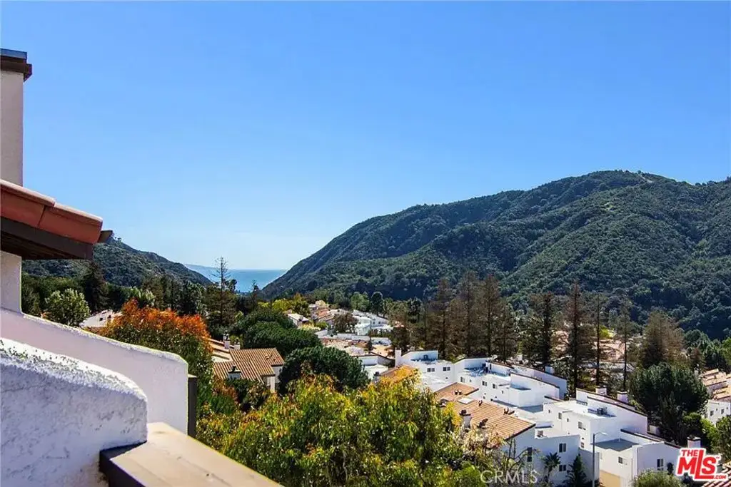 1694 Michael Lane, Pacific Palisades, CA 90272 - #1