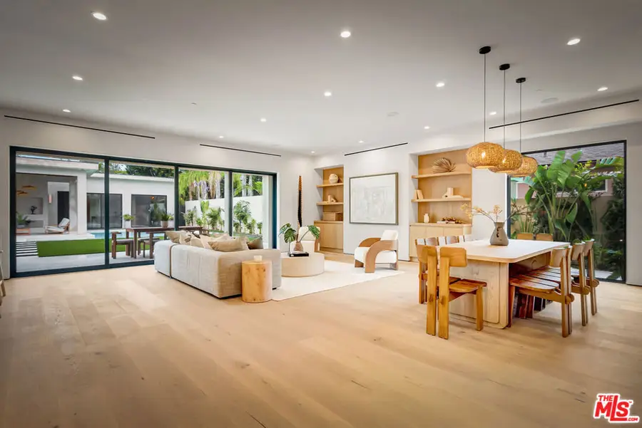 12307 Collins Street, Valley Village, CA 91607 - #3