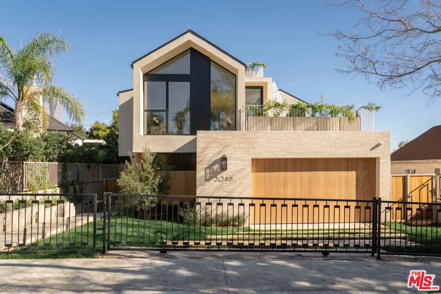 2048 Linnington Avenue, Los Angeles, CA 90025 - #2