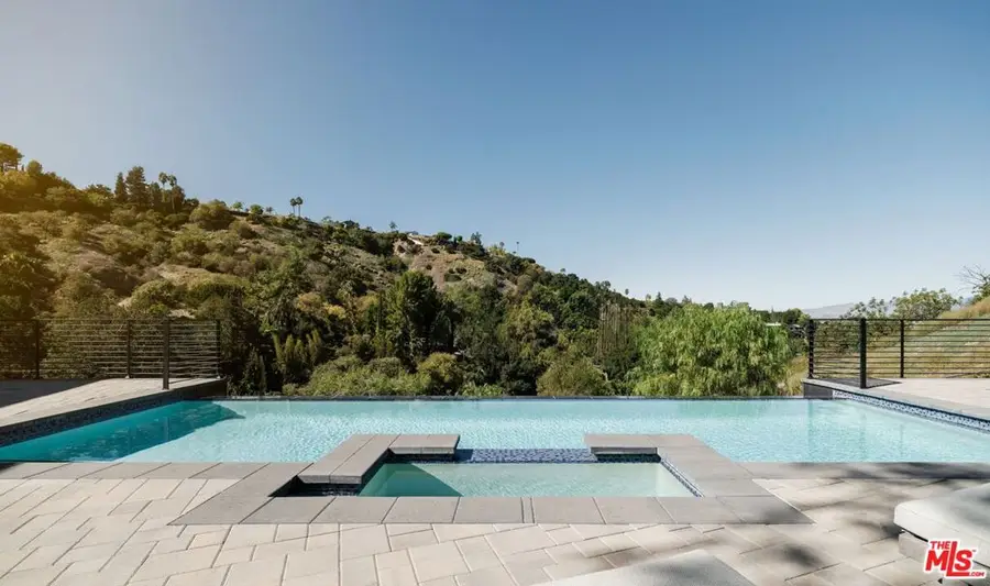 3820 Knobhill Drive, Sherman Oaks, CA 91423 - #3