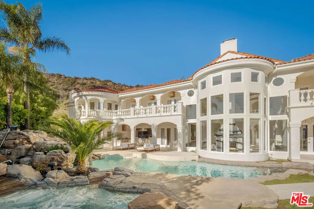 25665 Mulholland Highway, Calabasas, CA 91302 - #1