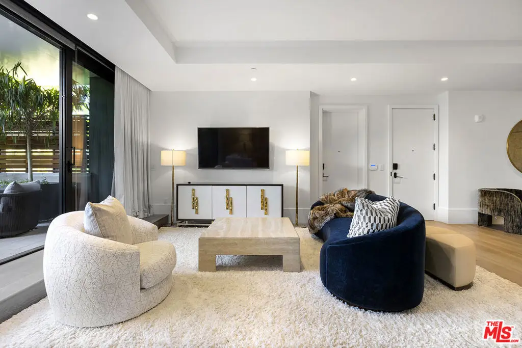 8420 W Sunset Boulevard #405, West Hollywood, CA 90069 - #1