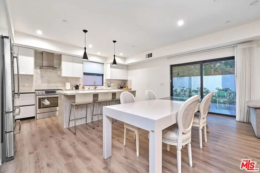 829 N Martel Avenue #5, Los Angeles, CA 90046 - Image #3