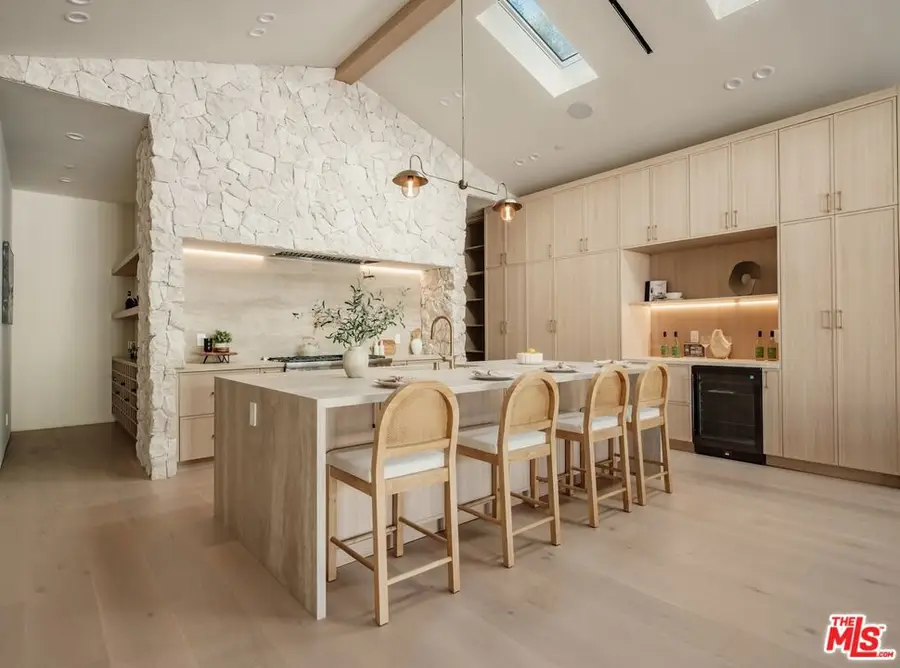 14647 Morrison Street, Sherman Oaks, CA 91403 - Image #3