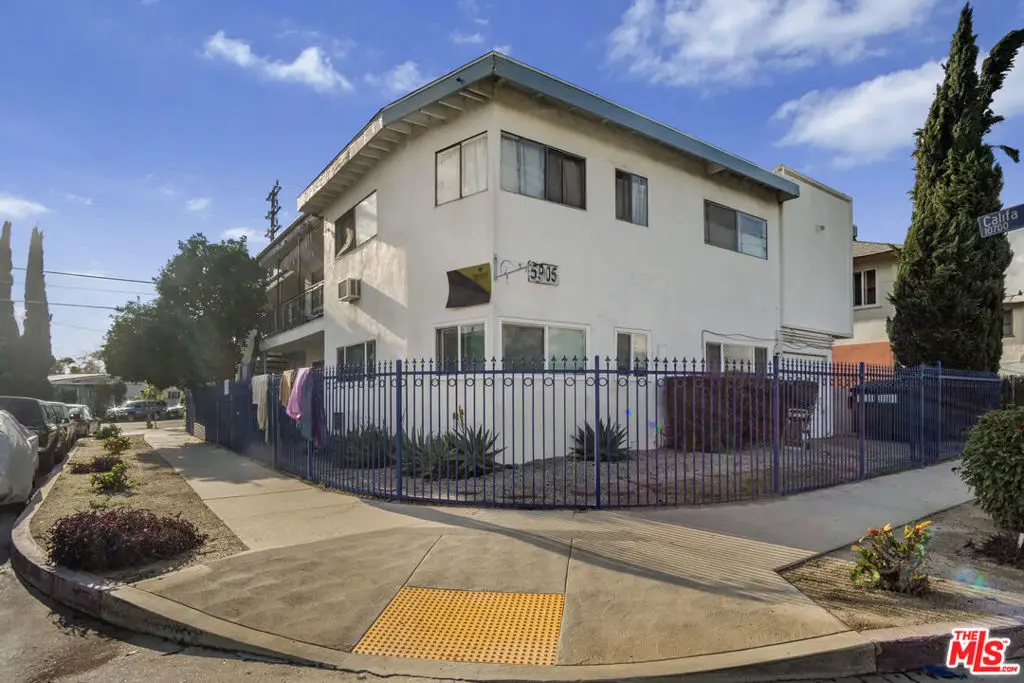5905 Whitnall Highway, North Hollywood, CA 91601 - Image #1