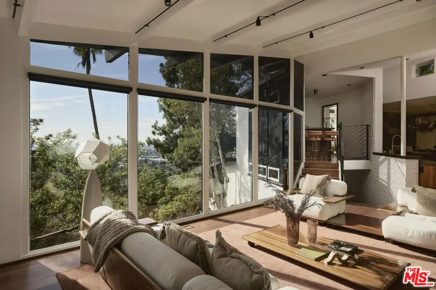 2055 N Gramercy, Los Angeles, CA 90068 - #2