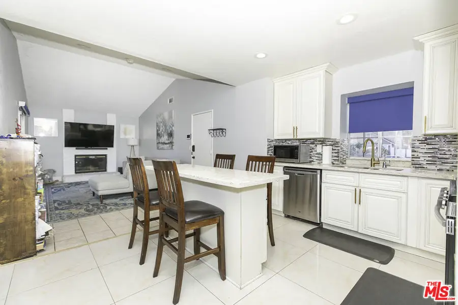 567 Conifer Drive, Palmdale, CA 93550 - Image #3