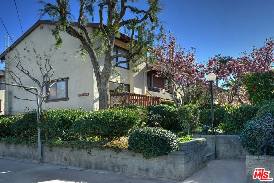 13942 Oxnard Street, Van Nuys, CA 91401 - Image #2