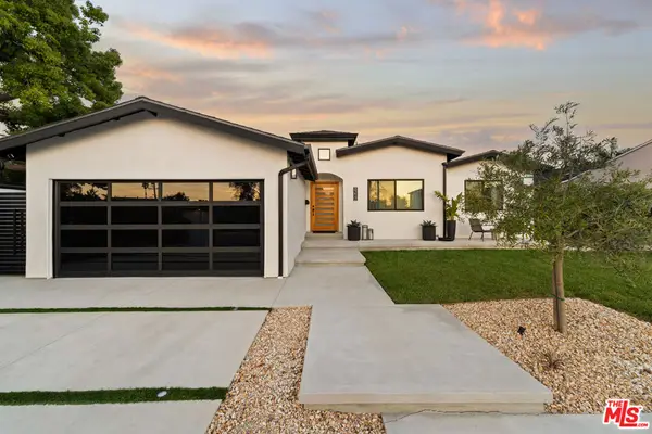 8212 Winsford Avenue, Los Angeles, CA 90045