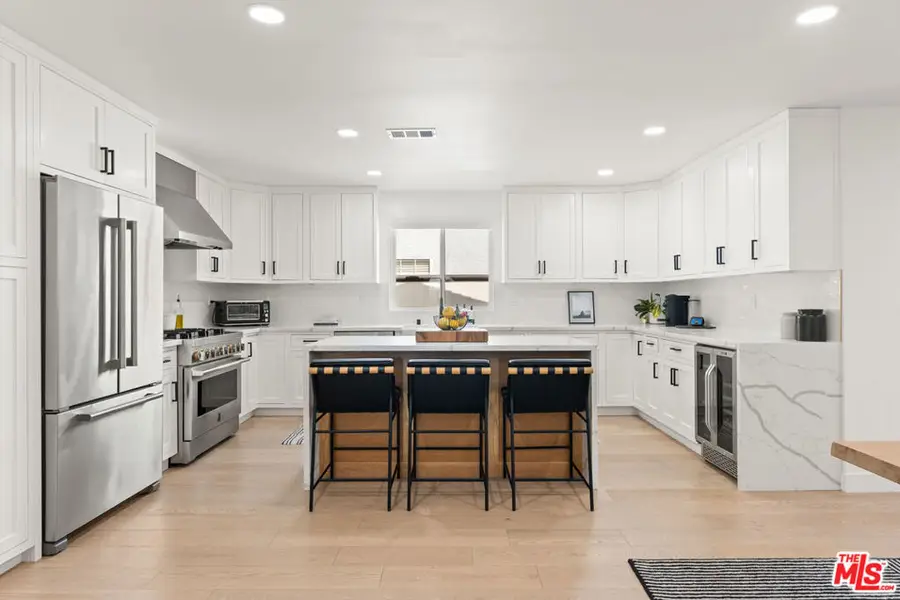 8212 Winsford Avenue, Los Angeles, CA 90045 - #2