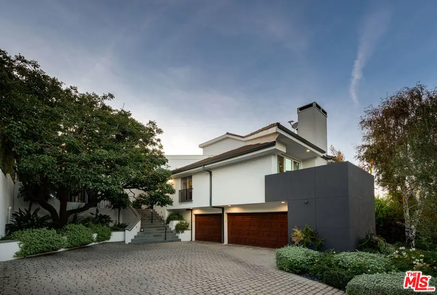 12047 Summit Circle, Beverly Hills, CA 90210 - Image #3