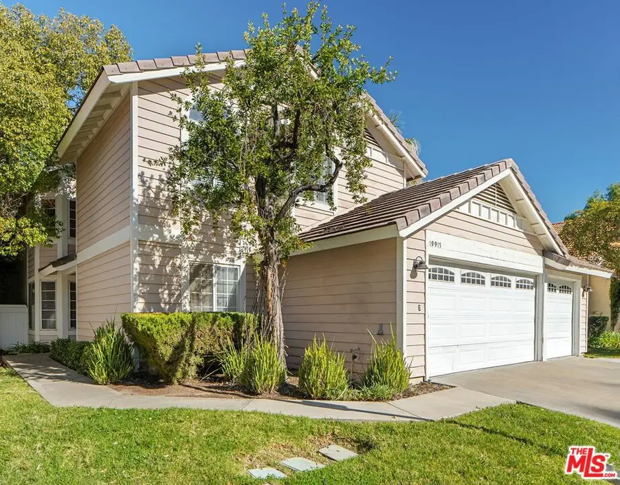 19915 Towhee Court #39, Canyon Country, CA 91351 - Image #2