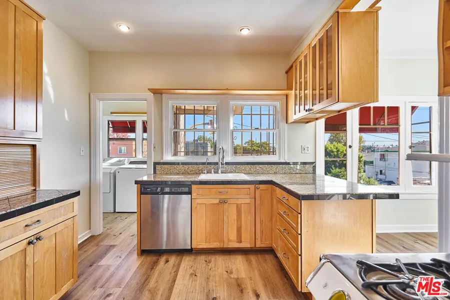 1286 S Highland Avenue, Los Angeles, CA 90019 - #2