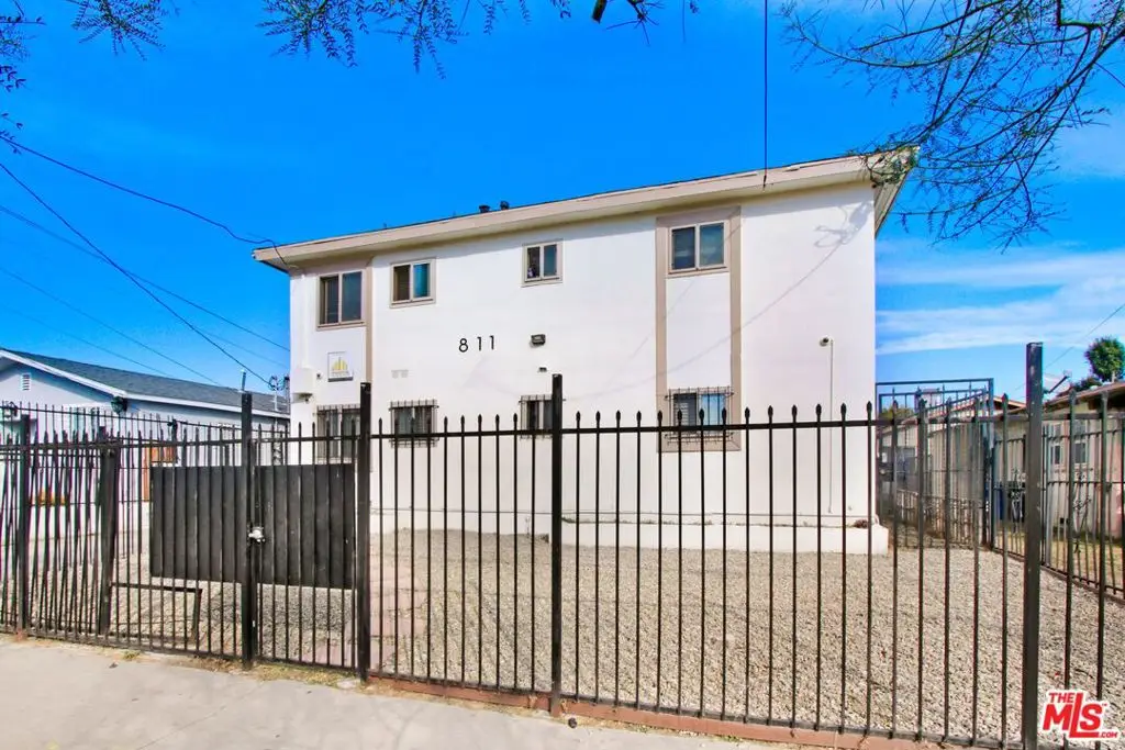 811 W 97th Street, Los Angeles, CA 90044 - Image #1