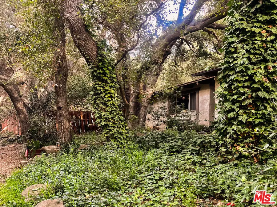 25614 Timpangos Drive, Calabasas, CA 91302 - Image #2