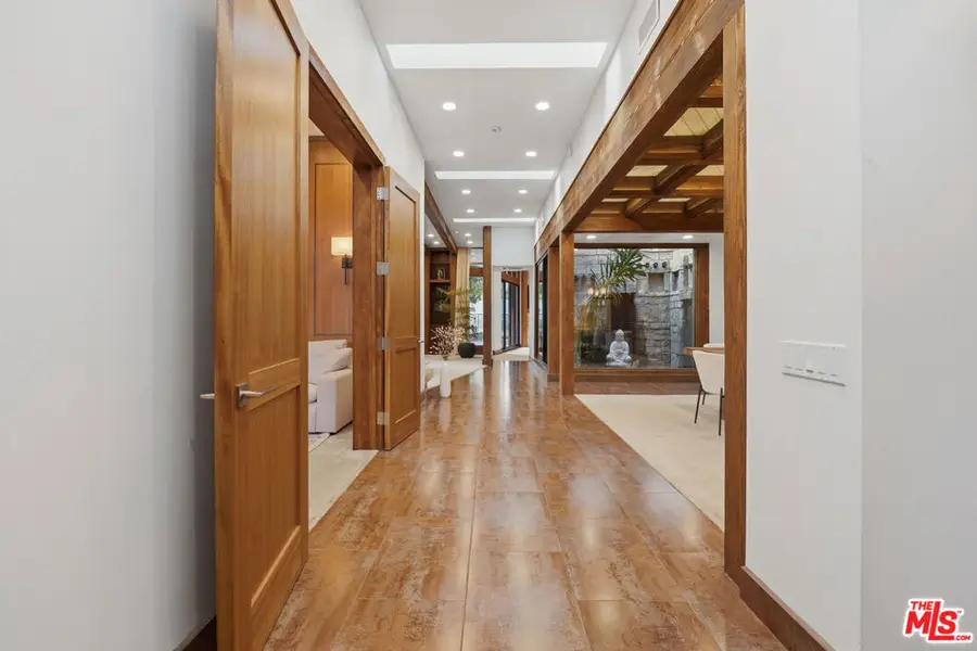 17424 Cumpston Street, Encino, CA 91316 - #2