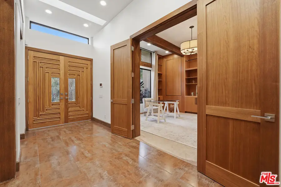 17424 Cumpston Street, Encino, CA 91316 - #3