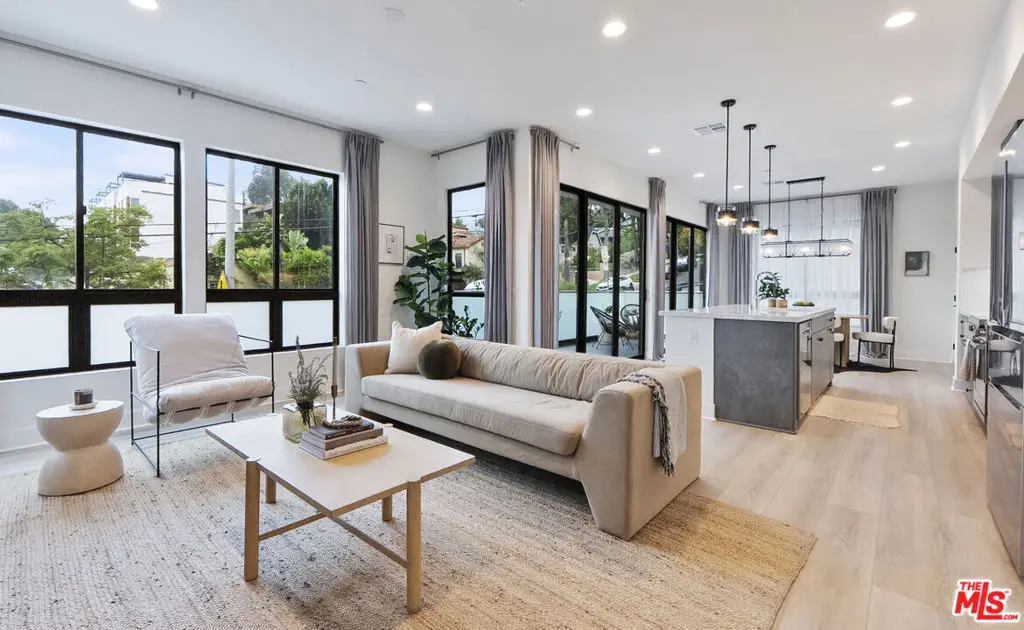 1322 Douglas Street, Los Angeles, CA 90026 - #1