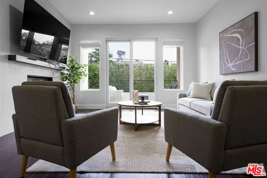 1318 Roxbury Drive #219, Los Angeles, CA 90035 - #2