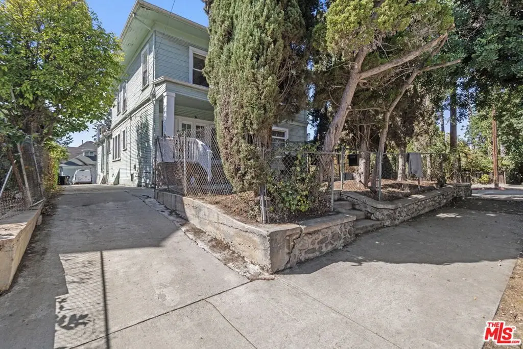 1348 Kellam Avenue, Los Angeles, CA 90026 - #1
