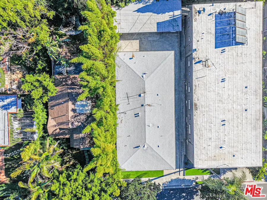 1040 N Genesee Avenue, West Hollywood, CA 90046 - Image #3