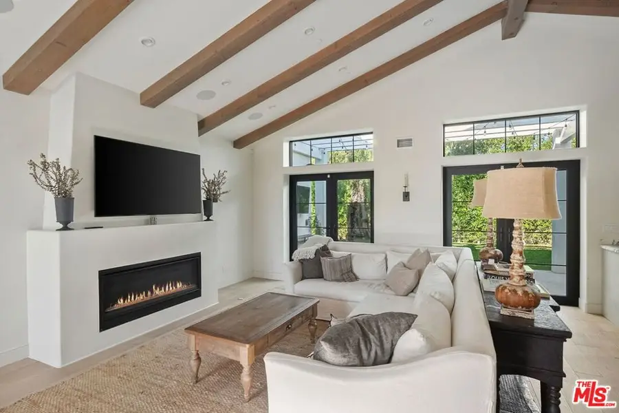 131 S Saltair Avenue, Los Angeles, CA 90049 - Image #3