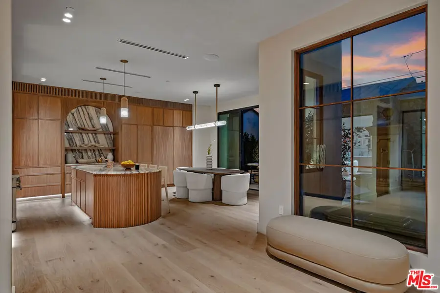 14000 Otsego Street, Sherman Oaks, CA 91423 - Image #3