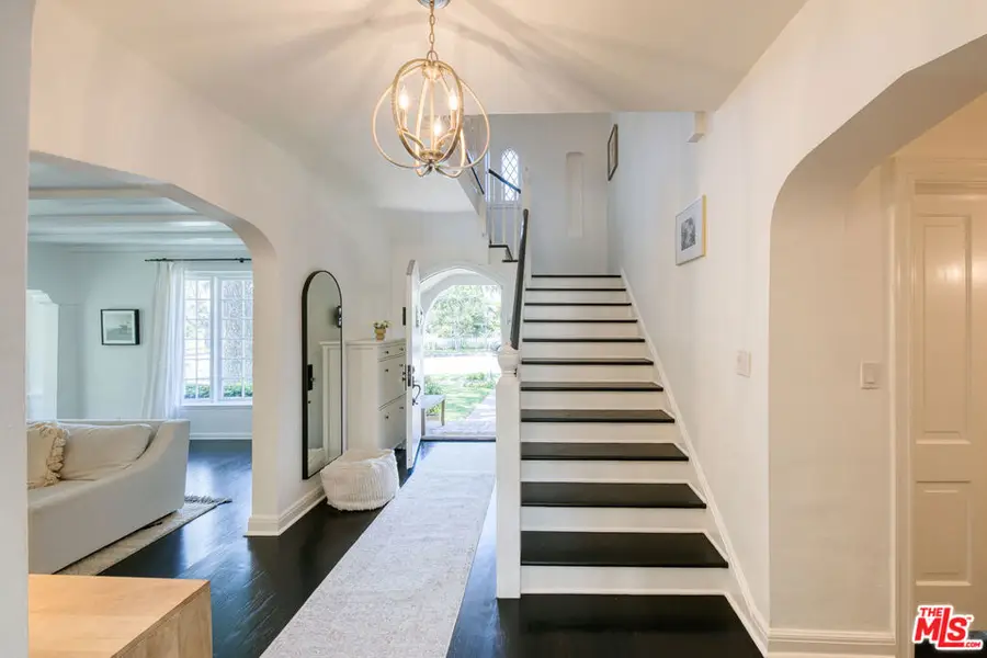 10736 Le Conte Avenue, Los Angeles, CA 90024 - Image #3