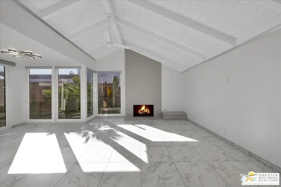 2490 Miramonte Circle #B, Palm Springs, CA 92264 - #3