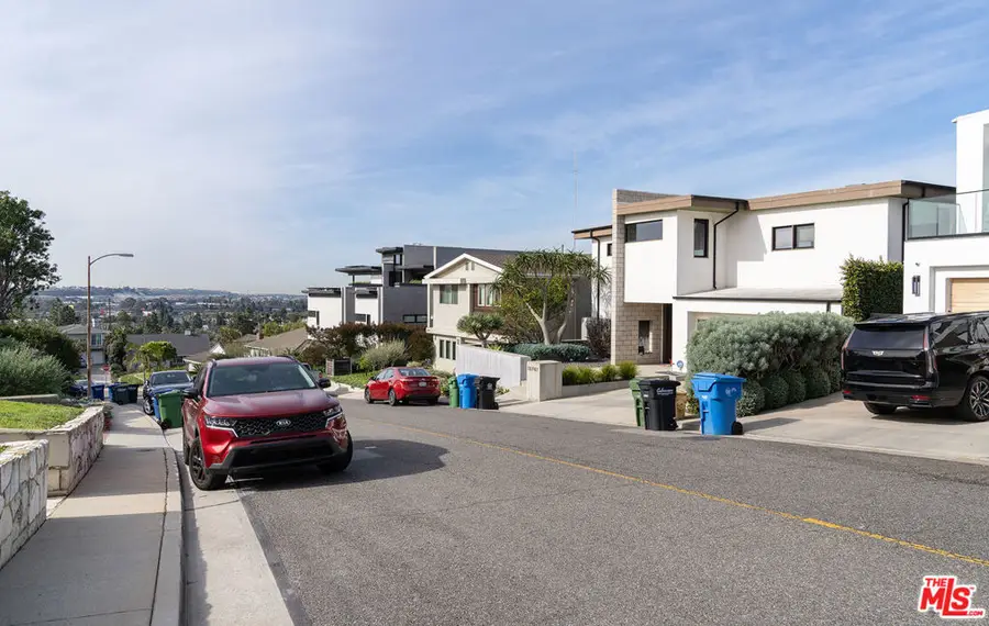 10746 Cranks Road, Culver City, CA 90230 - Image #2